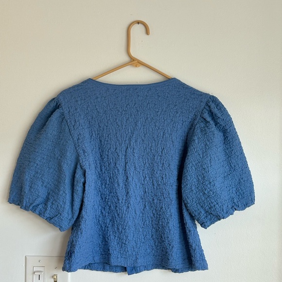 Blue DKNY Puff Sleeve Button Down Shirt Crop Top - Picture 2 of 4